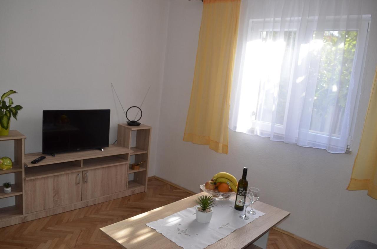 Kaštel Sućurac Apartment Ana מראה חיצוני תמונה