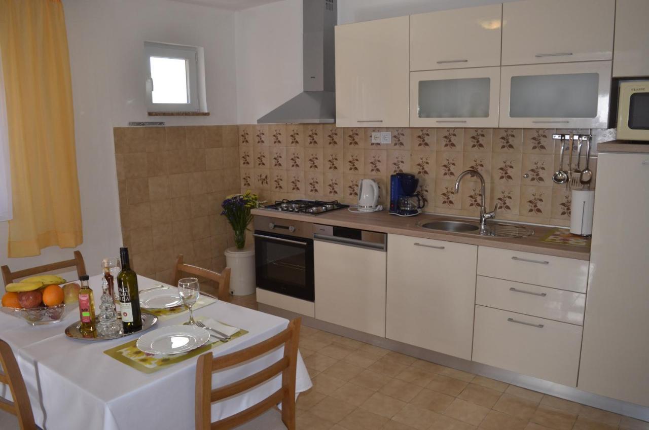 Kaštel Sućurac Apartment Ana מראה חיצוני תמונה